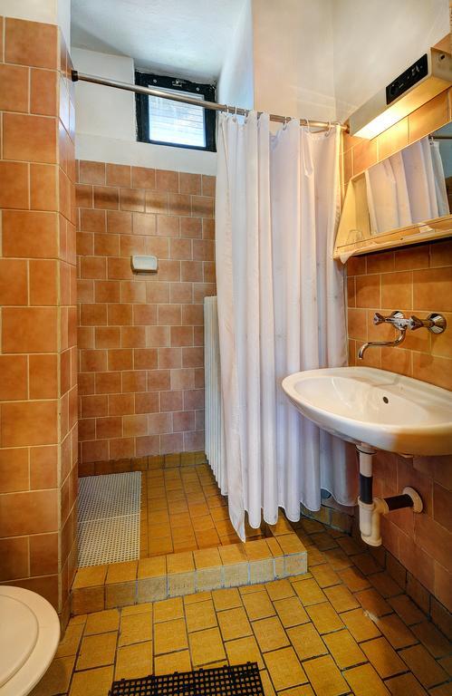 Bungalovy Fis Economy Villa Štrbské Pleso Buitenkant foto